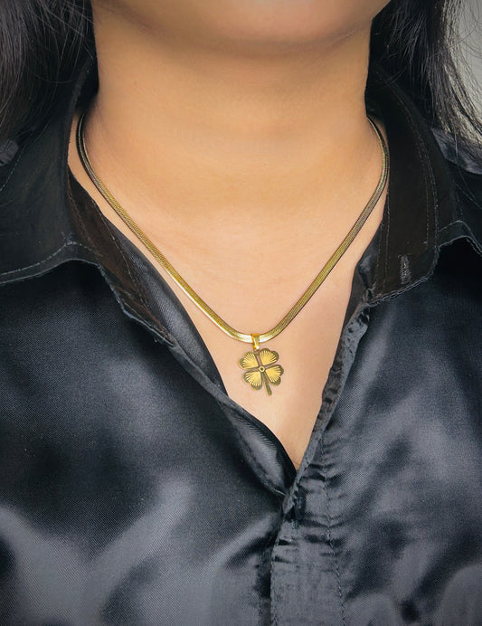 Leaf Clover Charm Necklace