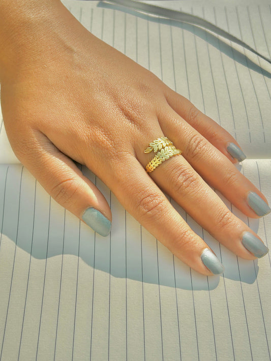 Golden Laurel Leaf Adjustable Ring