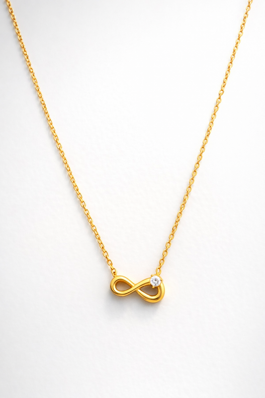 Elegant Gold Infinity Necklace with Diamond