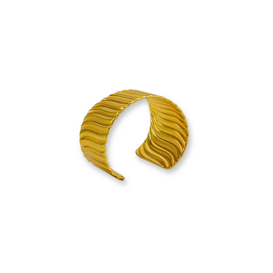 Golden Ripple Anti-Tarnish Adjustable Bracelet
