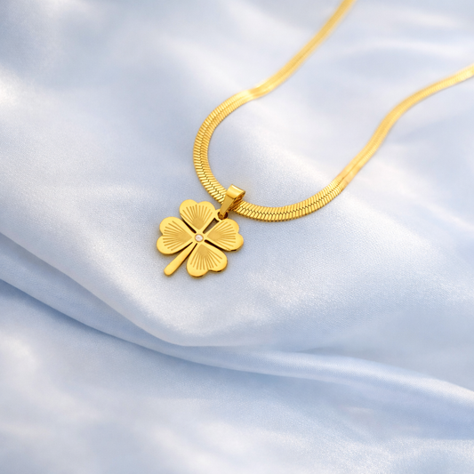 Leaf Clover Charm Necklace