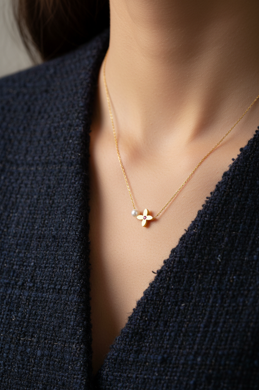 Floral Necklace with Pearl