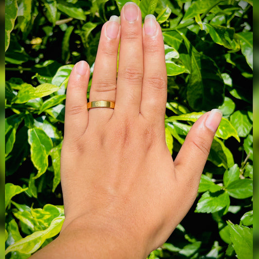 Luxury Gold-Plated Love Band Anti Tarnish Ring – Unisex