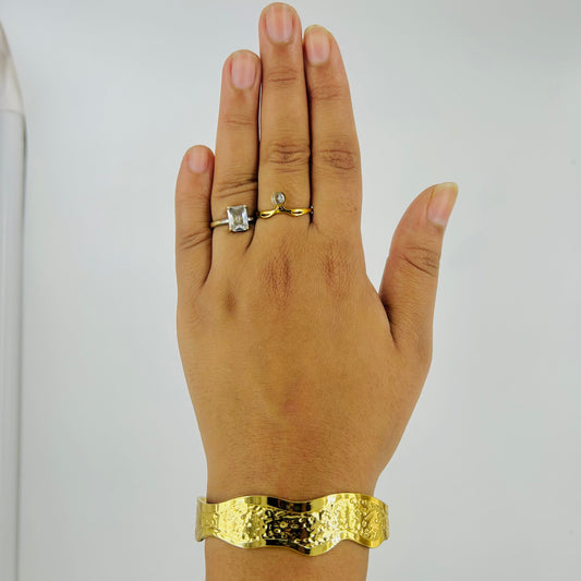 Golden Wave Edge Adjustable Bracelet