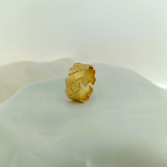 Textured Pattern Adjustable Ring